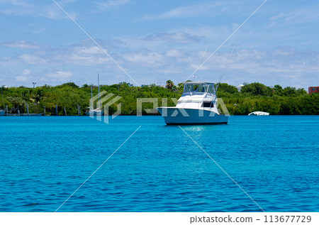 Hatteras yacht in mexican caribbean Hatteras yacht in mexican caribbean 113677729