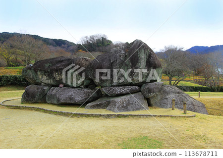 Ishimakitai burial mound 113678711