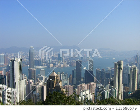 從觀景台看到的香港摩天大樓 從觀景台看到的香港摩天大樓 113680579