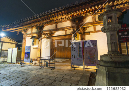 東寺慶香門夜間亮燈 東寺慶香門夜間亮燈 113682982