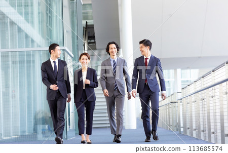 Business person walking 113685574