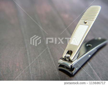 Stainless steel nail clippers, aesthetic sense, cleanliness Stainless steel nail clippers, aesthetic sense, cleanliness 113686717