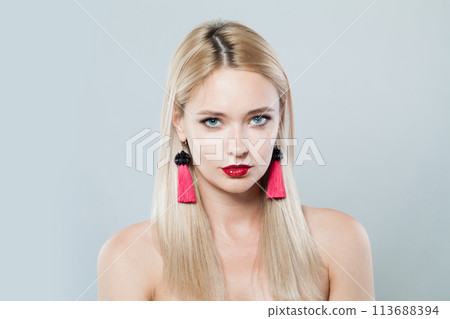 Gorgeous fashion female model with long blonde hairstyle and shiny fresh skin Gorgeous fashion female model with long blonde hairstyle and shiny fresh skin 113688394