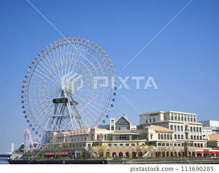 Kanagawa Prefecture, Scenery with Cosmo Clock, March 113690285