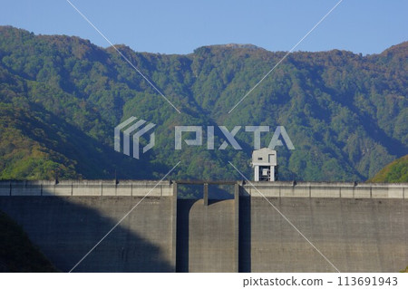 境川水壩的堤防 境川水壩的堤防 113691943