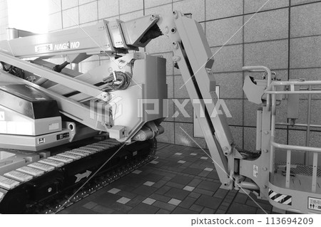 Aerial work platform Aerial work platform 113694209
