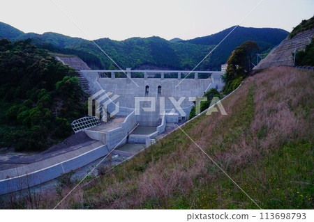 Kirimegawa Dam embankment Kirimegawa Dam embankment 113698793