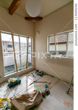 Western-style room renovation: Replacement of sash tray 113699200