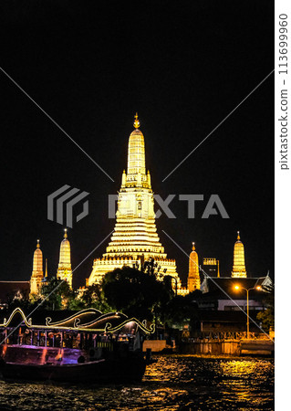 Wat Arun, Bangkok, Thailand 113699960