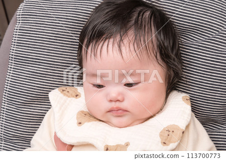 [Baby sitting] 113700773