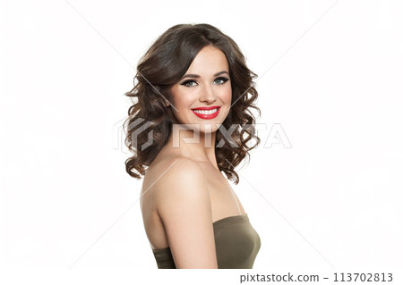 Joyful fashion model woman with long healthy hairstyle, fresh shiny skin and makeup 113702813