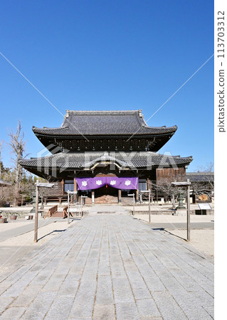 Takada Honzan Senshu-ji Temple, Mie's tourist spot, filming location, national treasure building Takada Honzan Senshu-ji Temple, Mie's tourist spot, filming location, national treasure building 113703312