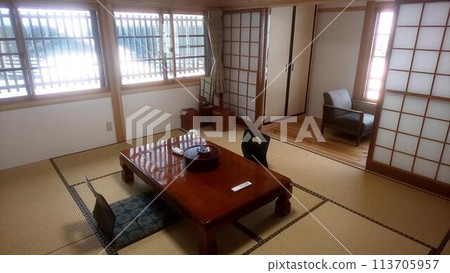 Japanese-style room in a retro inn Japanese-style room in a retro inn 113705957