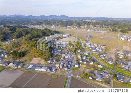 鄉村_稻田_俯視圖_航拍_無人機 鄉村_稻田_俯視圖_航拍_無人機 113707126