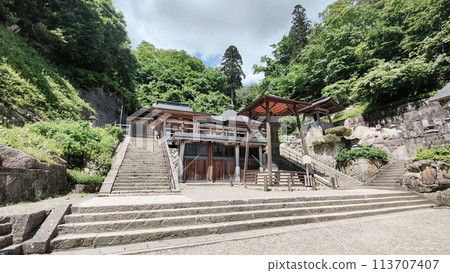 Yamadera (Risshakuji): Great Buddha Hall and Okunoin (Nyohodo) 113707407