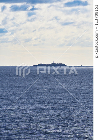 Mikomotoshima Lighthouse (Shimoda City, Shizuoka Prefecture) 113709153
