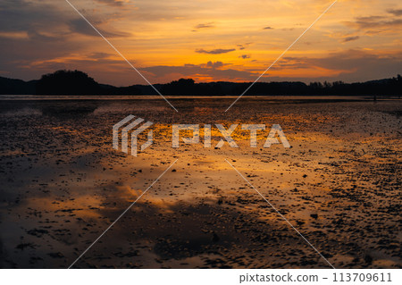 Calm beach and sky at dusk Calm beach and sky at dusk 113709611