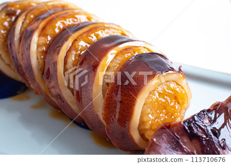 A bean paste 113710676