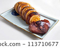 A bean paste 113710677