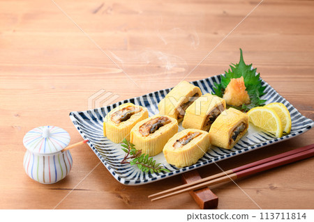 Unagi roll (Eel rolled in dashi broth with eel inside) 113711814