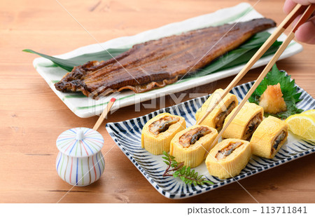 Unagi roll (Eel rolled in dashi broth with eel inside) 113711841