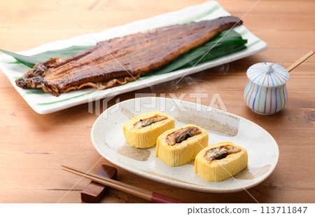 Unagi roll (Eel rolled in dashi broth with eel inside) 113711847