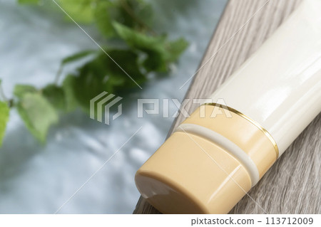 紫外線霜凝膠 113712009