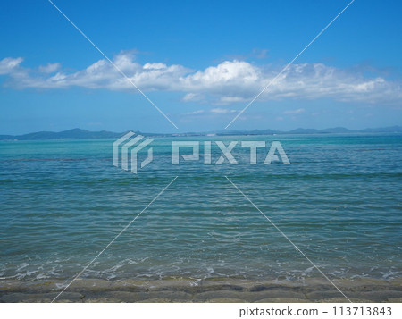 藍色的大海和天空 藍色的大海和天空 113713843