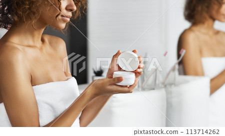 Daily spa concept 113714262