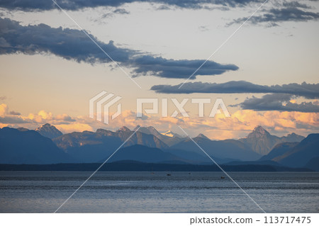 Natural beauty of British Columbia with mountains and sea Natural beauty of British Columbia with mountains and sea 113717475