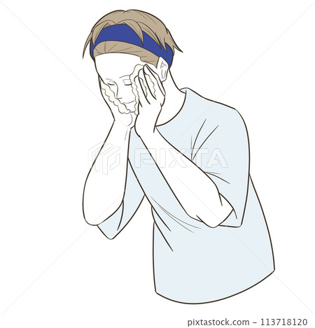 一個男人洗臉 113718120