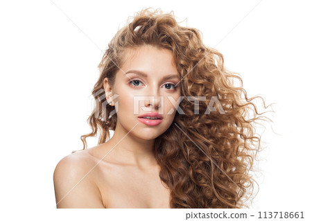 Perfect fashion model with frizzy hair, natural makeup and healthy clean skin posing Perfect fashion model with frizzy hair, natural makeup and healthy clean skin posing 113718661
