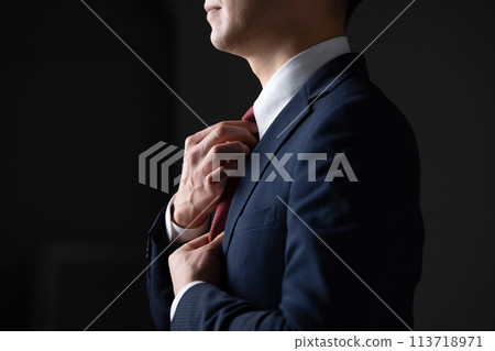 商人中間人領帶 113718971