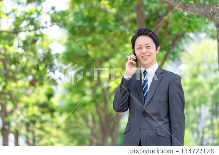 Businessman fresh green smartphone Businessman fresh green smartphone 113722128