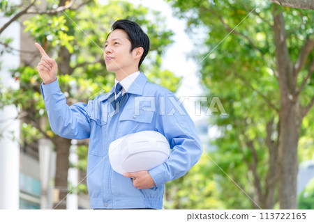 Businessman, work clothes, helmet Businessman, work clothes, helmet 113722165
