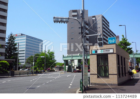 Tokyo Metro Oji-Kamiya Station Oji 5-chome intersection Tokyo Metro Oji-Kamiya Station Oji 5-chome intersection 113724489