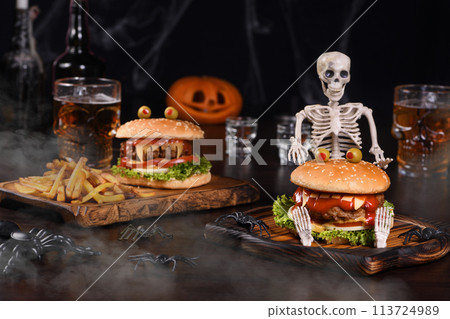 Halloween Monster Burger 113724989