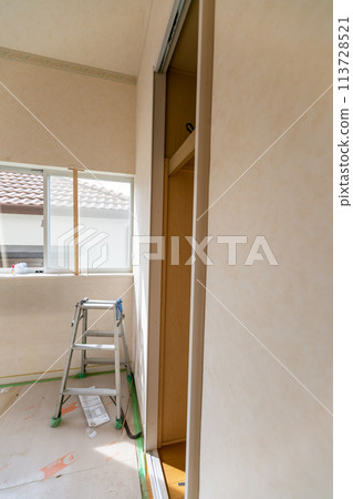 Western-style room renovation: Replacement of sash tray Western-style room renovation: Replacement of sash tray 113728521