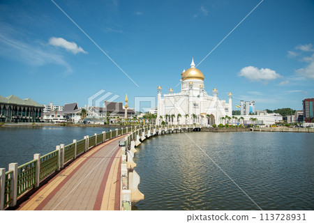 Very beautiful scenery of the Old Mosque in Brunei Darussalam Very beautiful scenery of the Old Mosque in Brunei Darussalam 113728931