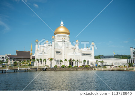 Very beautiful scenery of the Old Mosque in Brunei Darussalam Very beautiful scenery of the Old Mosque in Brunei Darussalam 113728940