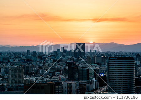 [Tokyo] Cityscape dyed in the sunset 113730180
