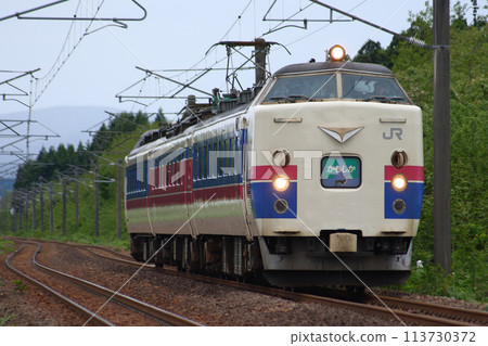 Ou Main Line Limited Express Kamoshika (485 Series Train: Akita⇔Aomori) 113730372