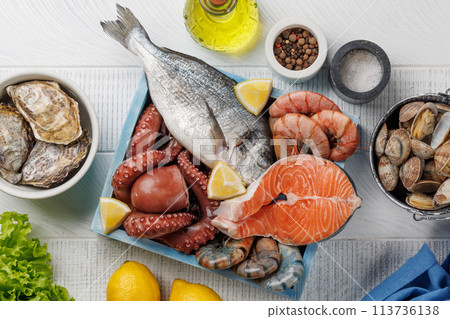 Seafood Platter Delight 113736138