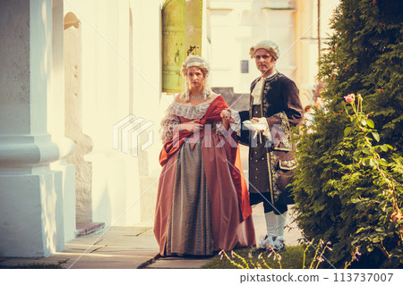 Portrait of blonde woman and man dressed in historical Baroque clothes Portrait of blonde woman and man dressed in historical Baroque clothes 113737007