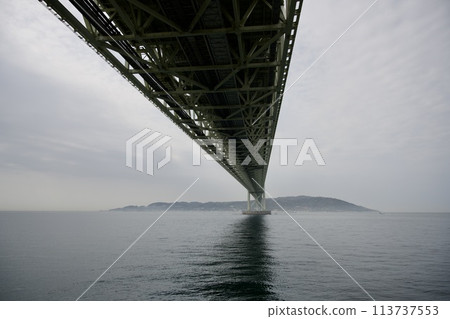 Akashi Kaikyo Bridge (Kobe City) 113737553