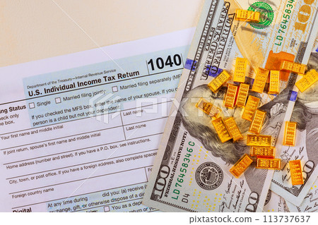 Paying taxes after investing in buying gold with financial planning 113737637