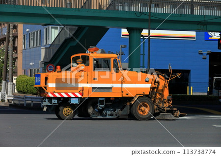 道路養護工作車(掃路車)形象 道路養護工作車(掃路車)形象 113738774