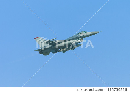 US Air Force F-16A Fighting Falcon soaring US Air Force F-16A Fighting Falcon soaring 113739216