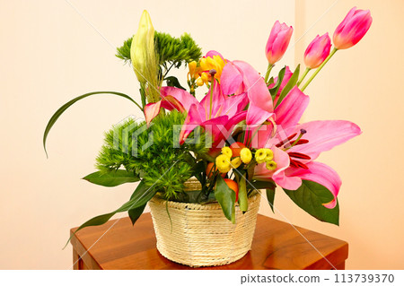 Ikebana 113739370