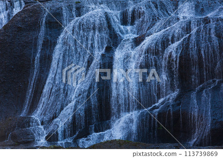 Autumn in Daigo Town, Ibaraki Prefecture - One of Japan's Three Great Waterfalls, Fukuroda Falls with Autumn Foliage 113739869